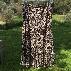 JM Collection Maxi leopard print skirt